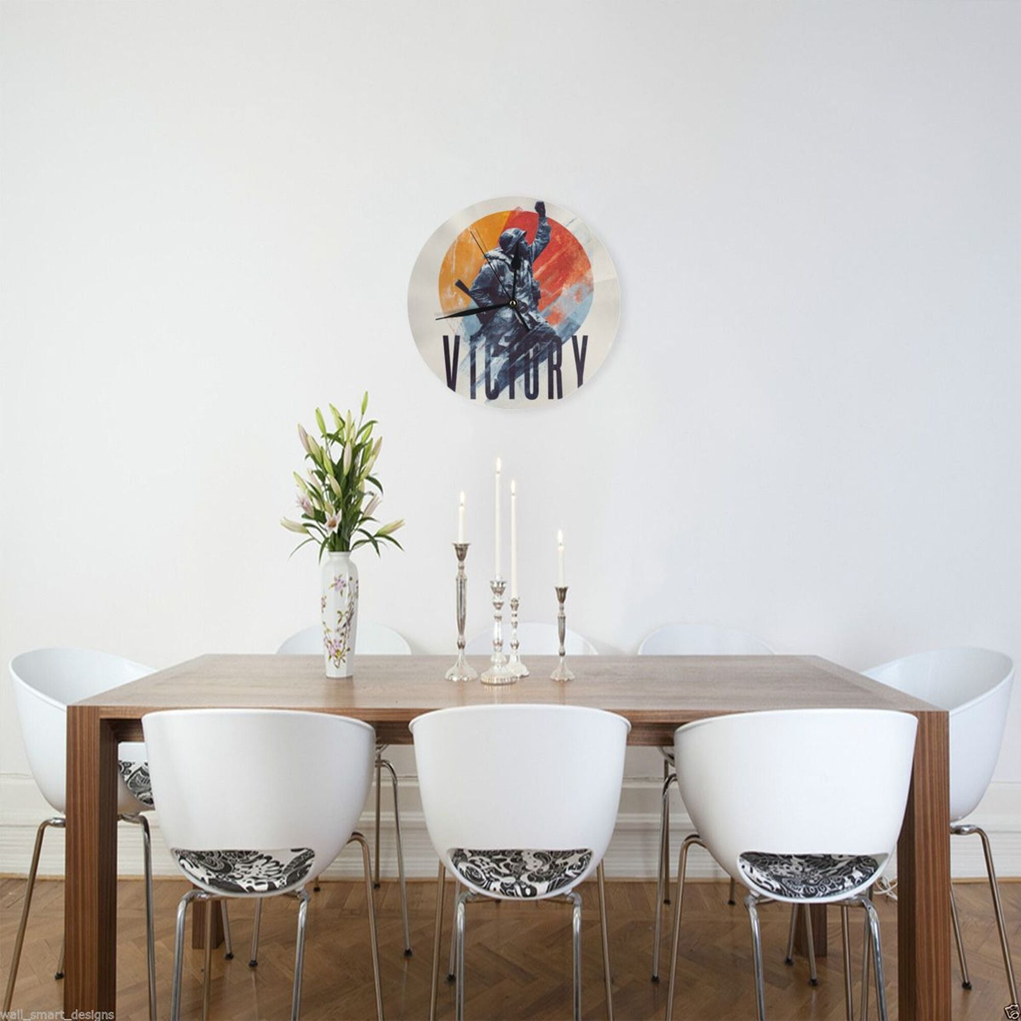 "Victory Moment" Creative Round Clock | Inspire Courage, Symbolizing Resilience and Triumph